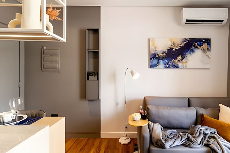 Completo com Luxo Melhor Localização no Cambuí