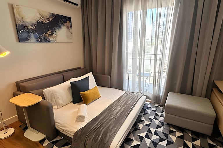 Completo com Luxo Melhor Localização no Cambuí